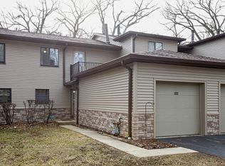 5327 Newport Dr, Lisle, IL