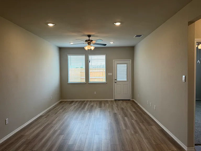 1126 Stone Valley Rd #B — Photo 4