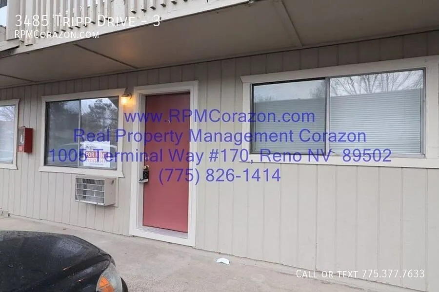 Downstairs 1 bedroom, 1 bath near UNR! — Photo 1