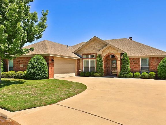 2nd image of 7009 Clearlake Ct