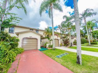 8904 SW 22nd St APT E, Boca Raton, FL 33433