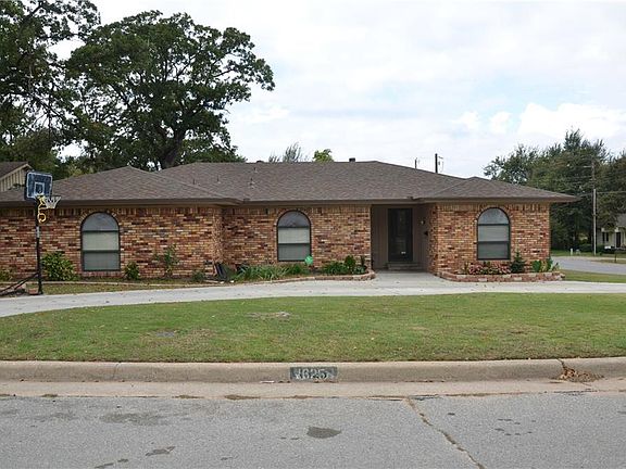 2nd image of 1625 Broadview Cir