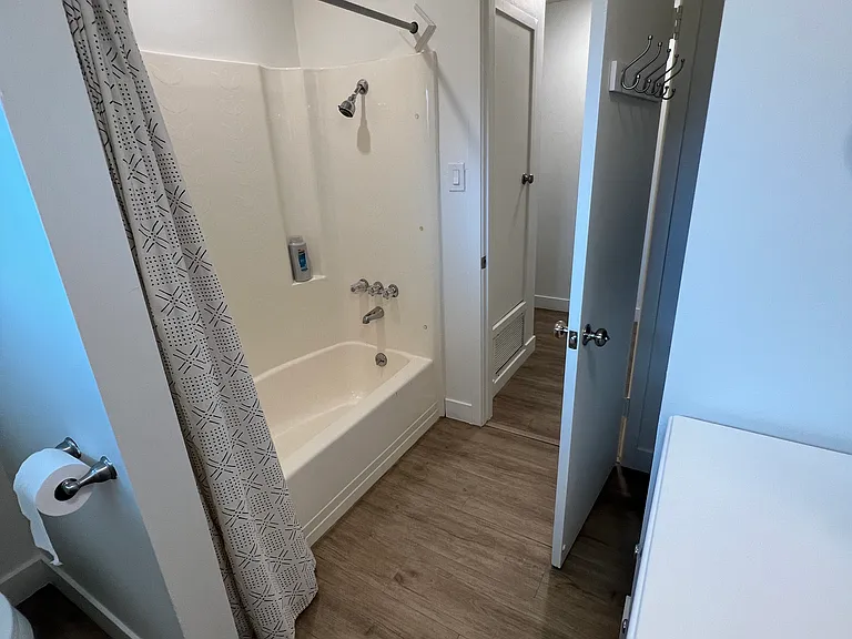 1515 Grandview St — Photo 8