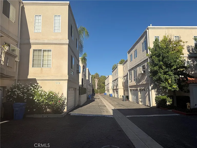 5340 Las Virgenes Rd #10 — Photo 3