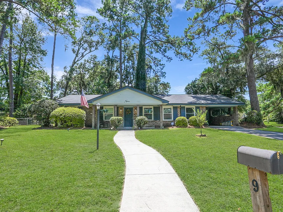 9 Hillyer Dr