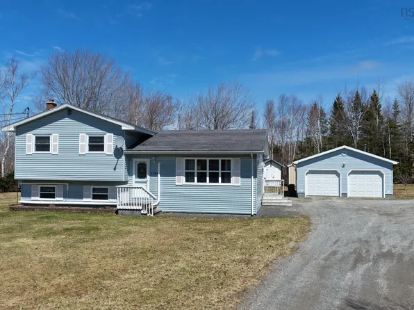 1194 Keltic Dr, Cape Breton, NS B2A 4W5