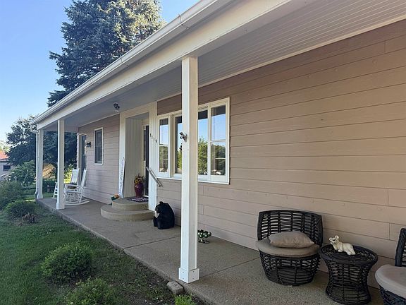 2nd image of 1115 Falcon Dr
