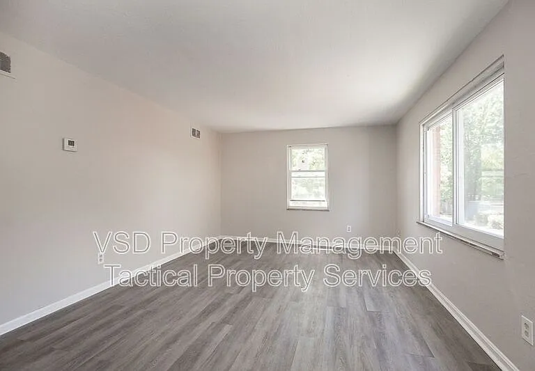 20131 Crystal Ave #UP — Photo 10