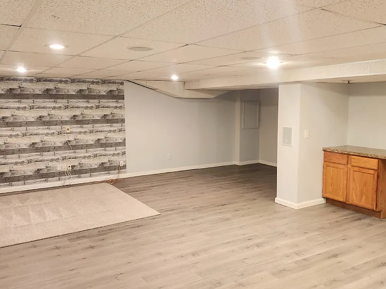1146 Carrington Dr — Photo 29