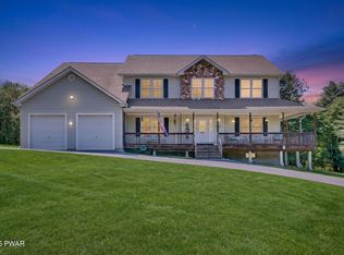 169 Roberts Rd, Starlight, PA 18461