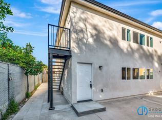 11845 Hamlin St, North Hollywood, CA 91606