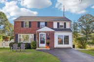 Fairfax Rd-S1710-001.jpg
