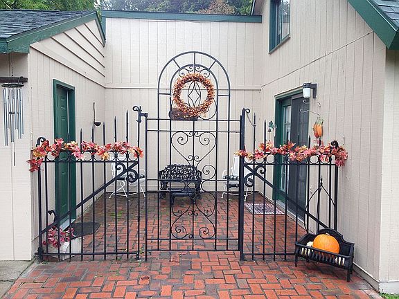 Gated front courtyard 