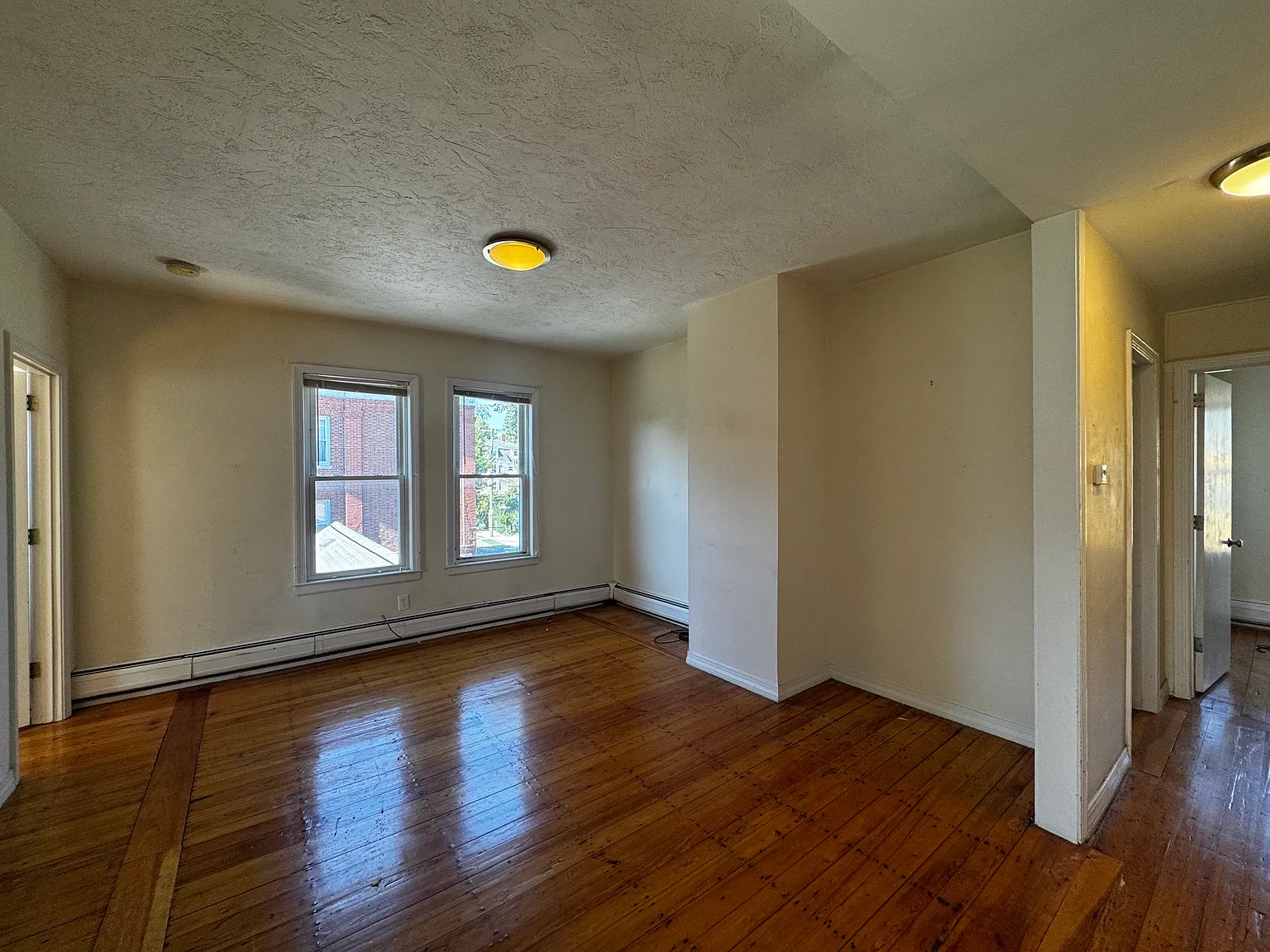 2 bed, 1200 sqft, $3,100 — Photo 3