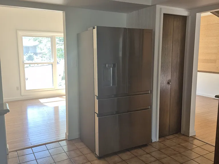 6945 Mikado Ln — Photo 14