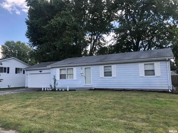 409 Pendik St, Jacksonville, IL 62650