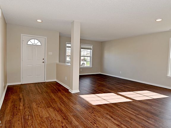 2nd image of 505 Abbywood Cir