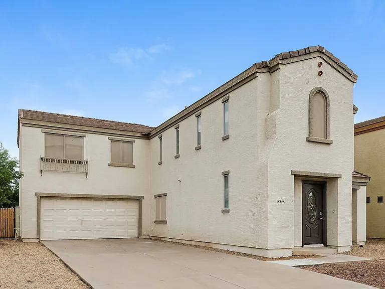 2409 S 83rd Dr — Photo 4