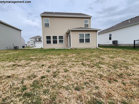 2nd image of 4203 NW Cedarwood Dr