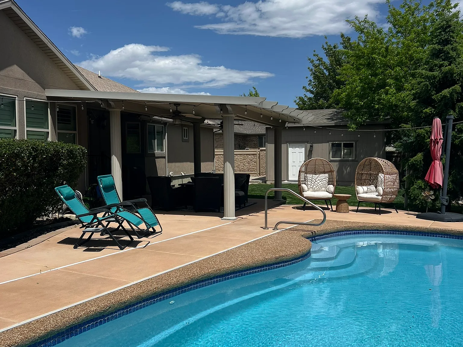 5 bed, 3.5 bath, 4062 sqft, $6,000 — Photo 3