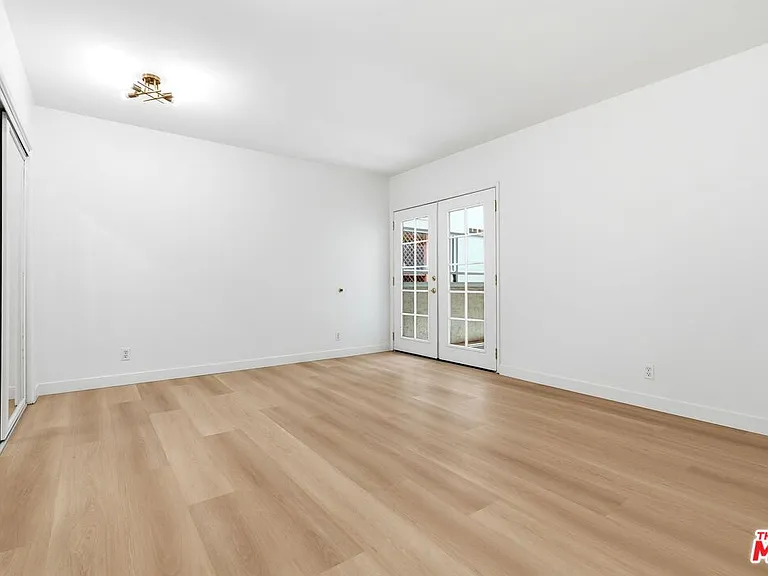 11970 Montana Ave #104 — Photo 23