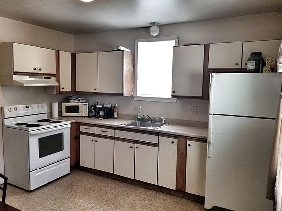 2nd image of 42 Bellevue Ave #2
