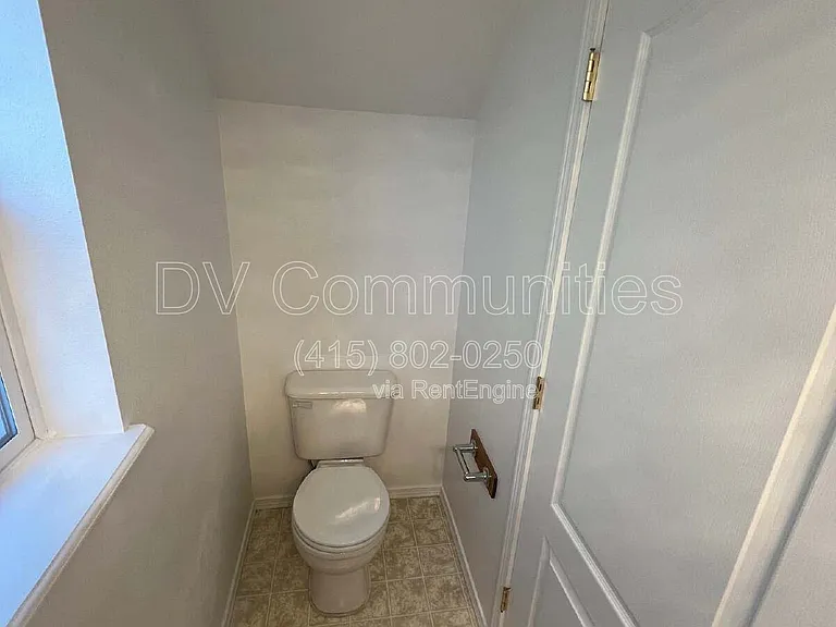 2521 NW Cedar Ave #1 — Photo 15
