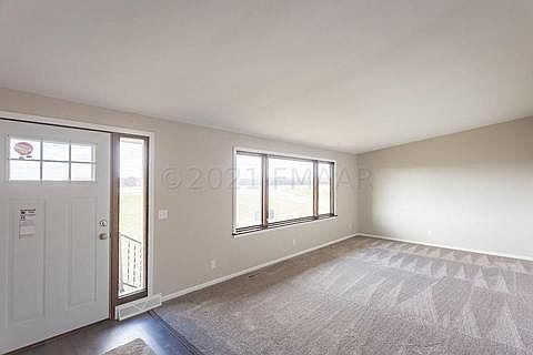 3rd image of 105 70th Ave N #1
