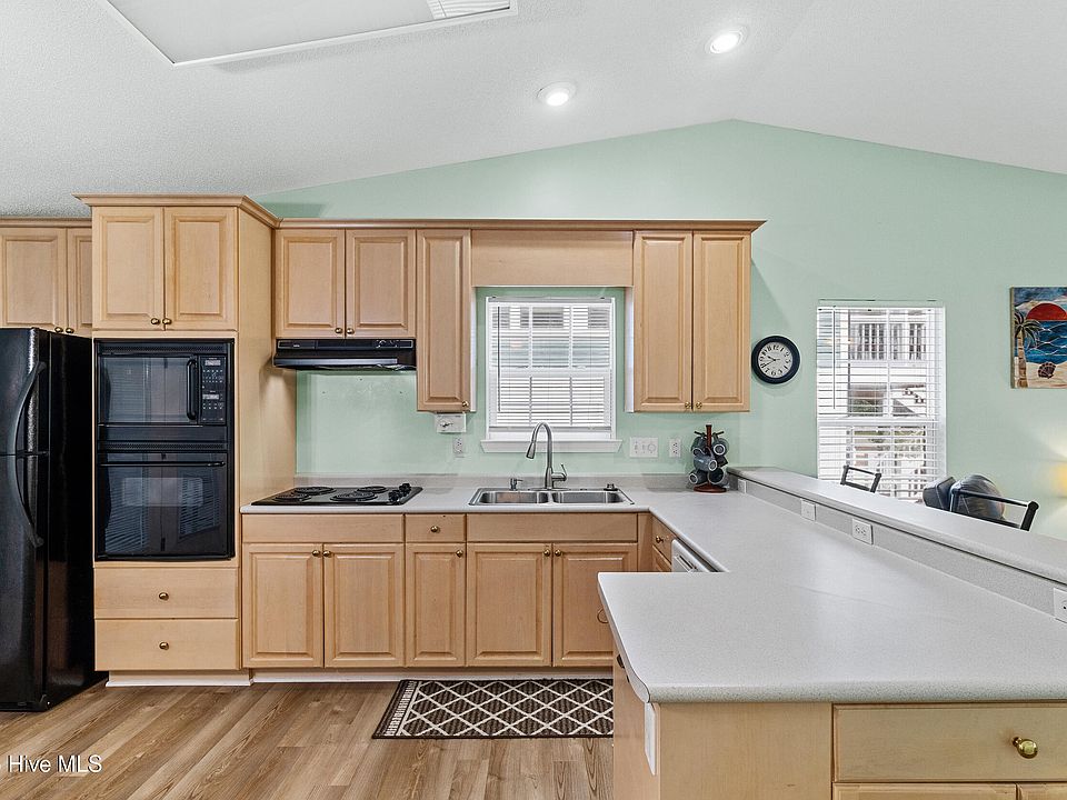 316 NE 52nd Street, Oak Island, NC 28465 | MLS #100525296 | Zillow
