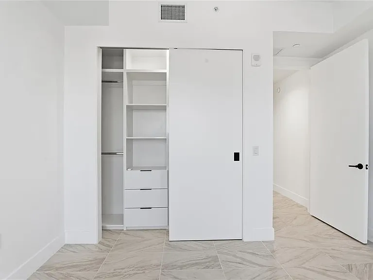 777 3rd Ave N #1202 — Photo 32