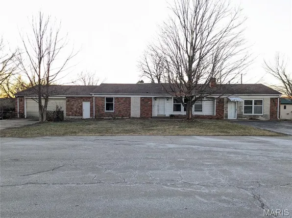 201 S East St, Warrenton, MO 63383