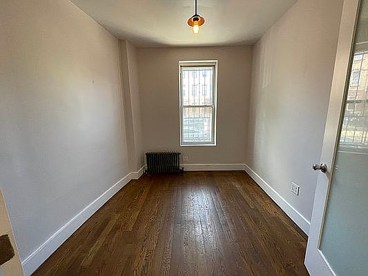 3rd image of 1912 Pacific St #1L