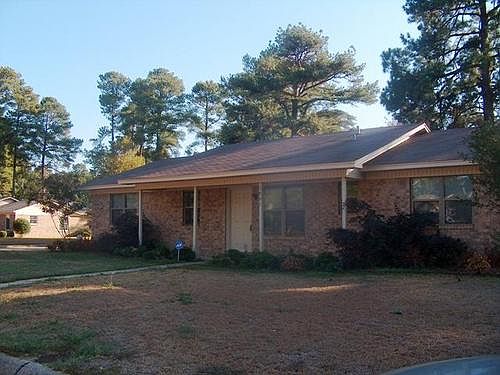 1st image of 3801 Honeysuckle Ln