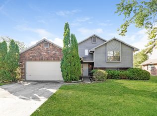 6508 Shull Rd, Dayton, OH 45424