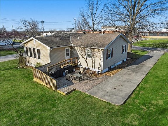 3rd image of 509 S Olive St