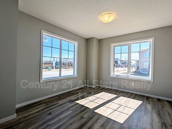 5th image of 20404 21st Ave NW
