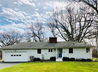 749 E River Rd, Grand Island, NY 14072