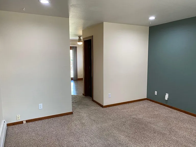 3170 Kendall St — Photo 17