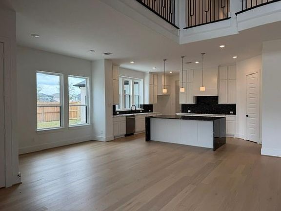 3rd image of 14203 Casa Campagna Way