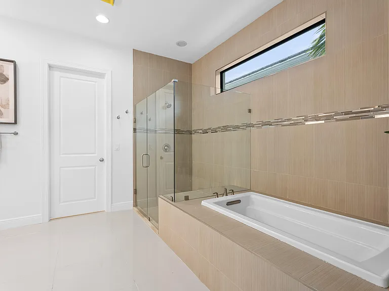 5603 Delacroix Ter — Photo 22