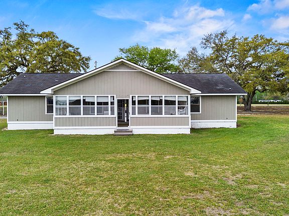 3rd image of 2206 Tellie Akins Rd