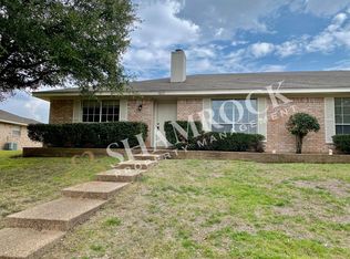 1017 Parkview Cir, Hewitt, TX 76643