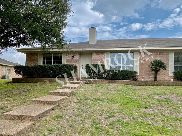 1017 Parkview Cir
