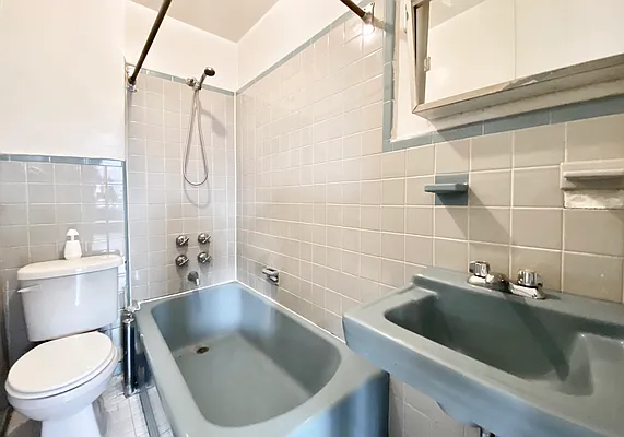 Rented by Voro NYC | media 5