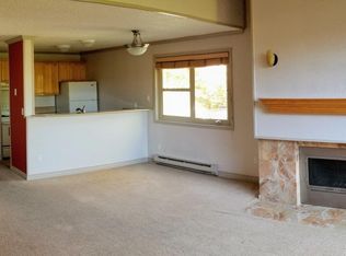 163 Etruria St #303, Seattle, WA 98109