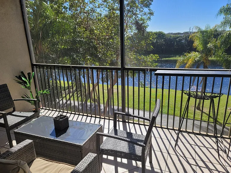 2200 S Cypress Bend Dr #308 — Photo 3