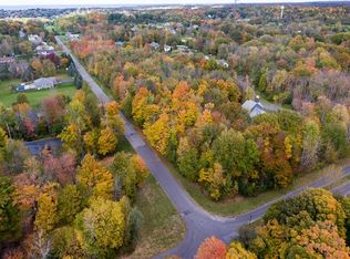 21 Elizabeth St, Oswego, NY 13126