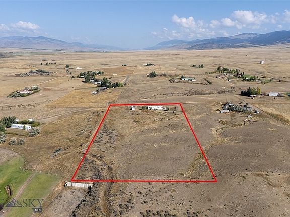 3rd image of 23 Holdsworth Rd