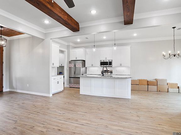 4th image of 5209 Pine St