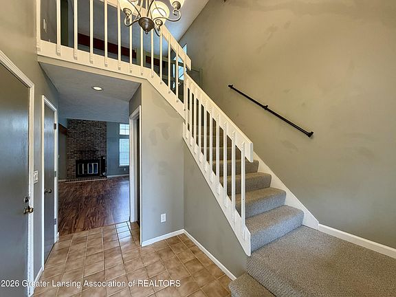 3rd image of 1775 Whitegate Ln